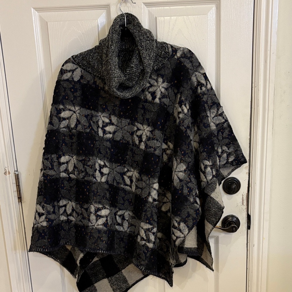 Gray and Black Floral Poncho